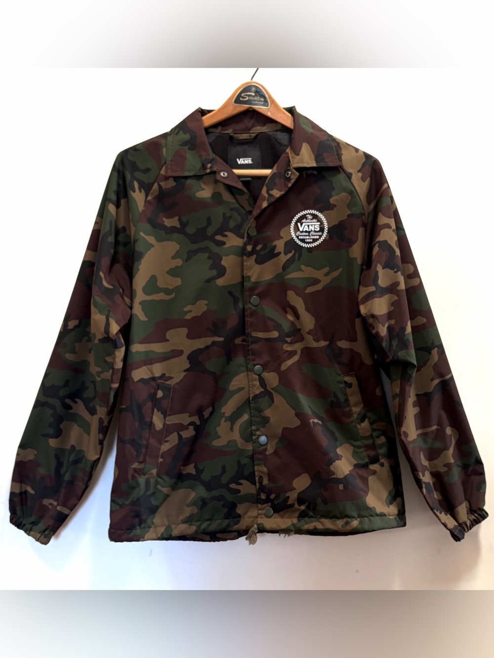 Vans- “Torrey” Men’s Medium Woodland Camo Coach Jacket - Green/Brown